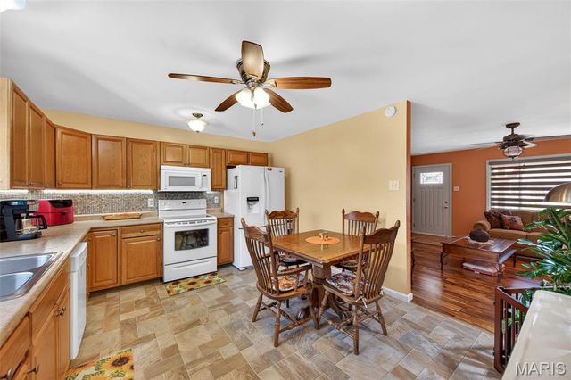 340 Woodbridge Drive, St Charles, MO 63303