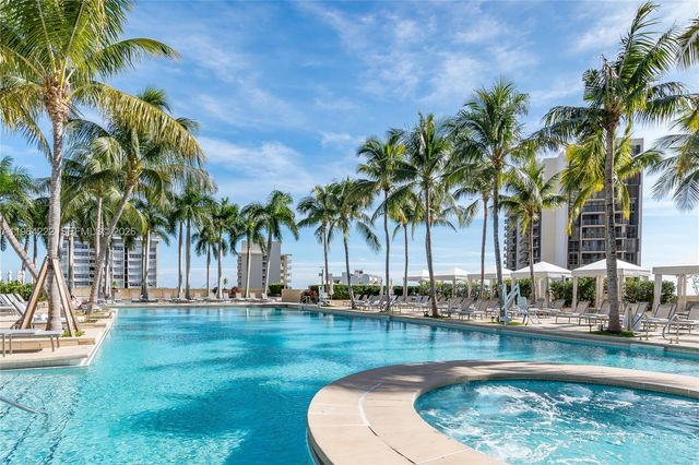 1425 Brickell Ave 58A, Miami, FL 33131