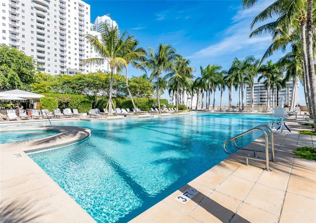 1425 Brickell Ave 58A, Miami, FL 33131