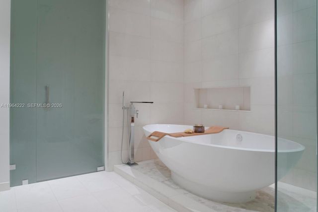 1425 Brickell Ave 58A, Miami, FL 33131