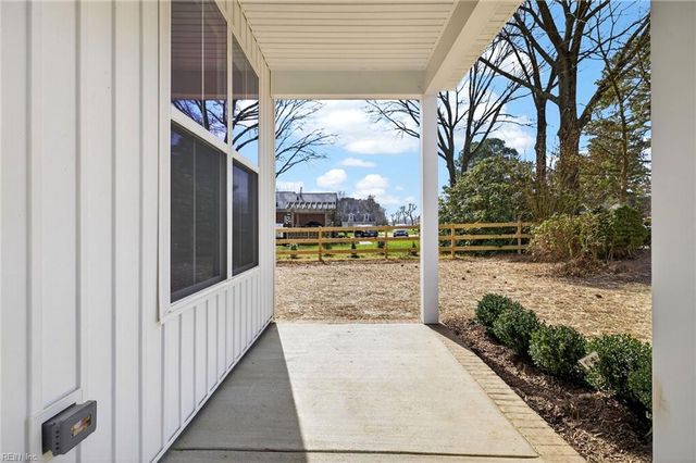 1635 Colonial AVE, Smithfield, VA 23430