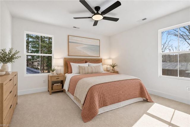 1635 Colonial AVE, Smithfield, VA 23430