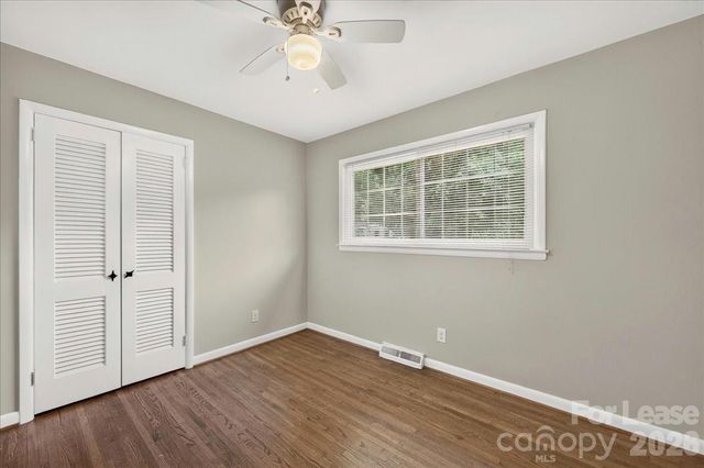 3237 Harrow Place, Charlotte, NC 28205