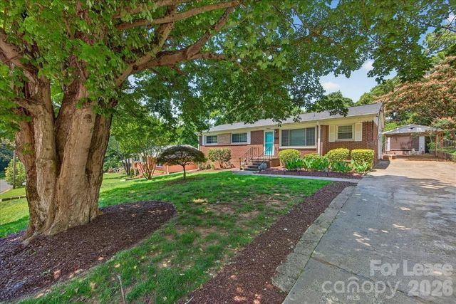 3237 Harrow Place, Charlotte, NC 28205
