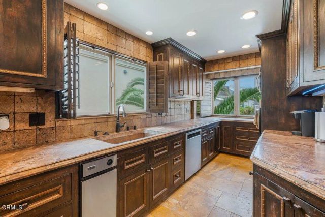 5344 Seabreeze Way, Oxnard, CA 93035