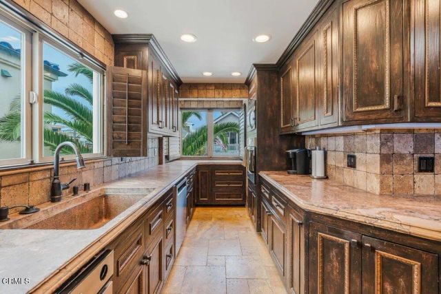 5344 Seabreeze Way, Oxnard, CA 93035