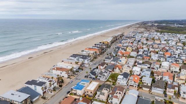 5344 Seabreeze Way, Oxnard, CA 93035