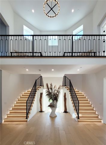 10511 Mary Bell Avenue, Shadow Hills, CA 91040