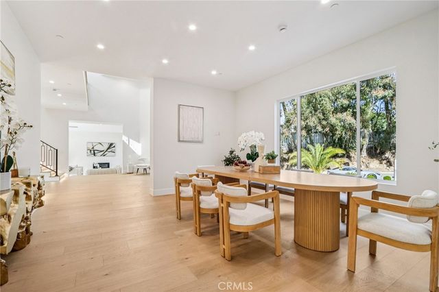 10511 Mary Bell Avenue, Shadow Hills, CA 91040