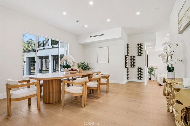 10511 Mary Bell Avenue, Shadow Hills, CA 91040