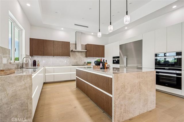 10511 Mary Bell Avenue, Shadow Hills, CA 91040