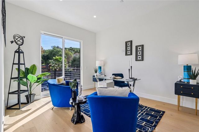 10511 Mary Bell Avenue, Shadow Hills, CA 91040