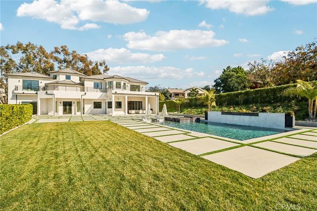 10511 Mary Bell Avenue, Shadow Hills, CA 91040