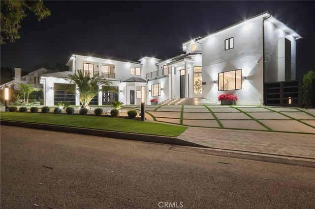 10511 Mary Bell Avenue, Shadow Hills, CA 91040