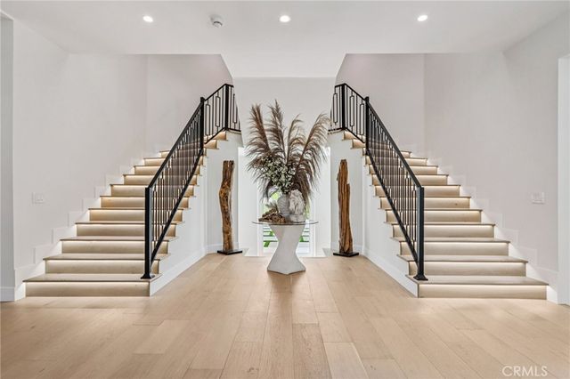 10511 Mary Bell Avenue, Shadow Hills, CA 91040