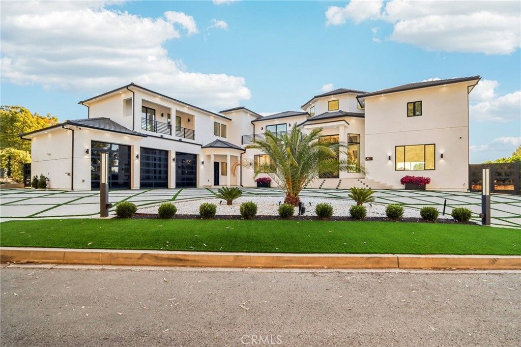 10511 Mary Bell Avenue, Shadow Hills, CA 91040