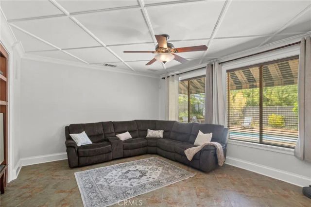 685 White Mountain Cir, Corona, CA 92881