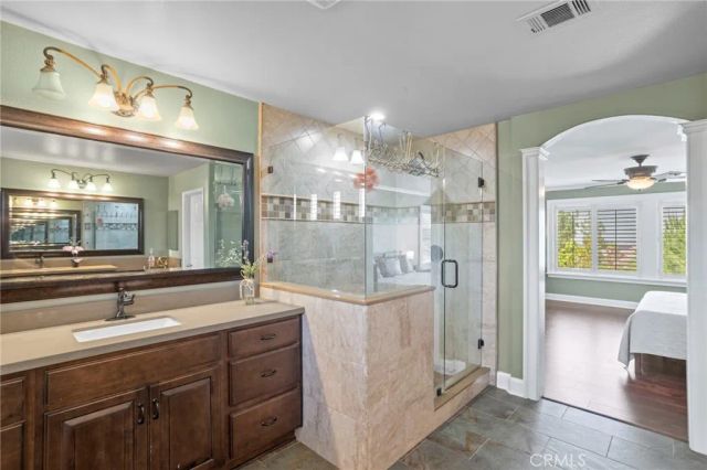 685 White Mountain Cir, Corona, CA 92881