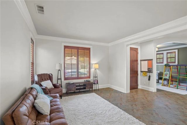 685 White Mountain Cir, Corona, CA 92881