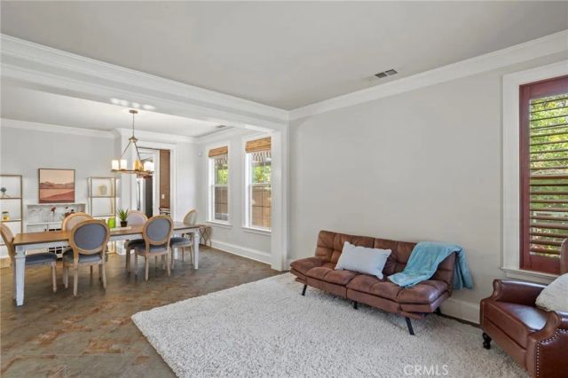 685 White Mountain Cir, Corona, CA 92881