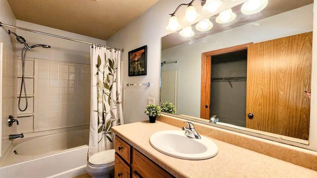 9412 Briar Haven Drive, Verona, WI 53593
