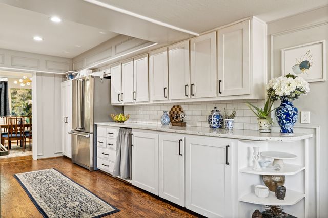 9683 Whitehurst Drive, Dallas, TX 75243