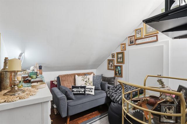 9683 Whitehurst Drive, Dallas, TX 75243