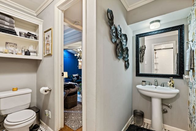 9683 Whitehurst Drive, Dallas, TX 75243