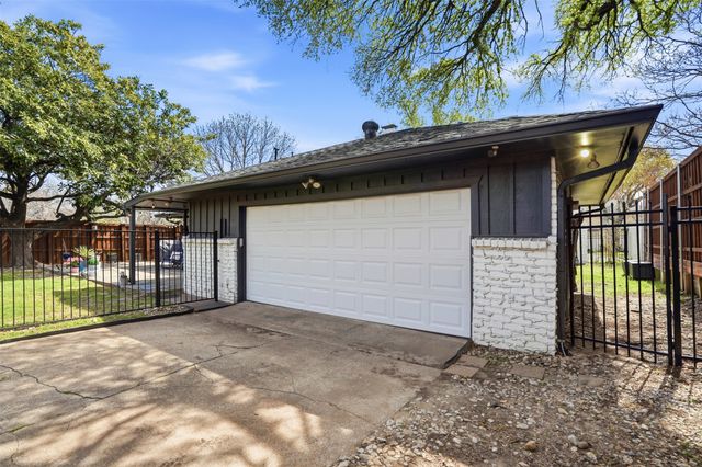 9683 Whitehurst Drive, Dallas, TX 75243