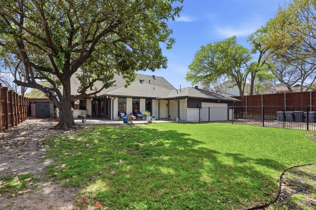 9683 Whitehurst Drive, Dallas, TX 75243