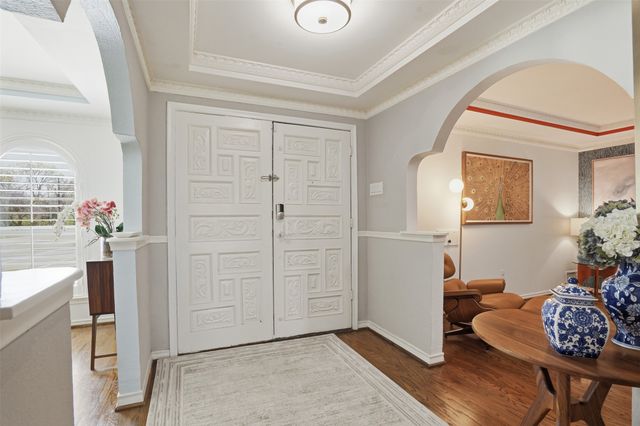 9683 Whitehurst Drive, Dallas, TX 75243