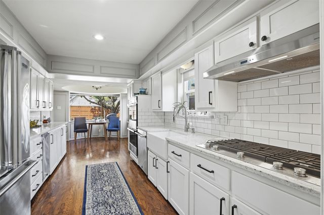 9683 Whitehurst Drive, Dallas, TX 75243