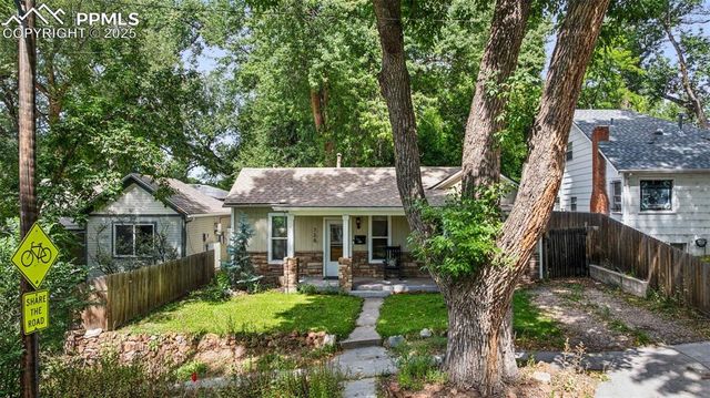 738 E Cache La Poudre Street, Colorado Springs, CO 80903