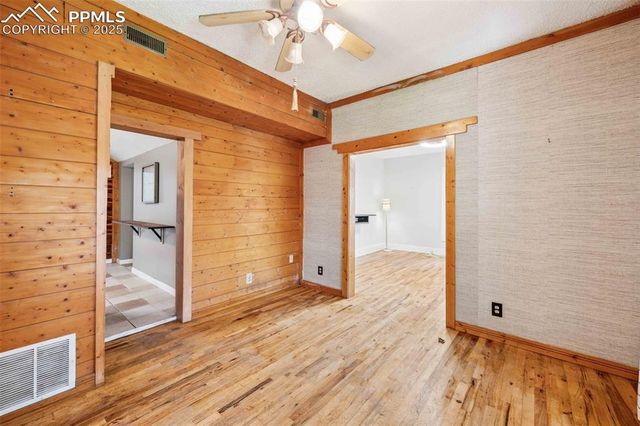 738 E Cache La Poudre Street, Colorado Springs, CO 80903