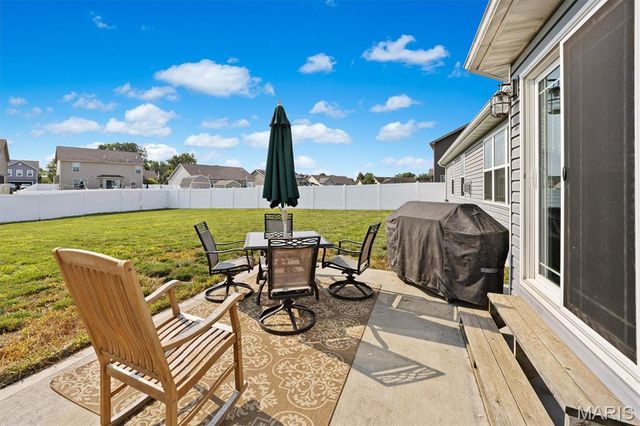 250 Beauregard Drive, Shiloh, IL 62221