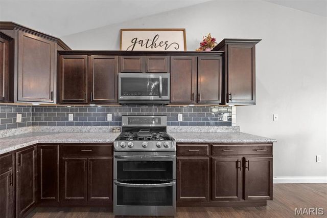 250 Beauregard Drive, Shiloh, IL 62221