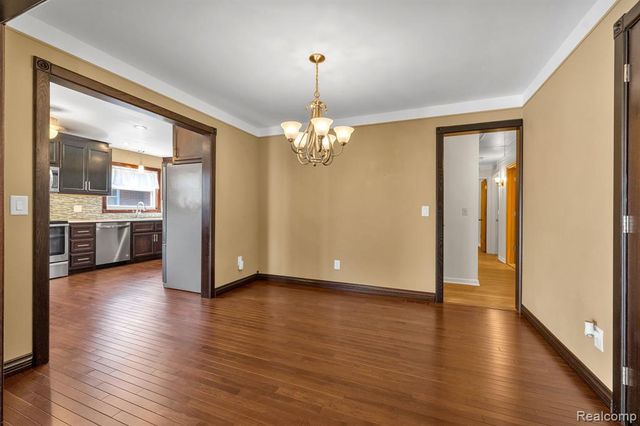 26637 Clairview Drive, Dearborn Heights, MI 48127