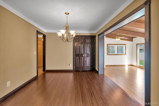 26637 Clairview Drive, Dearborn Heights, MI 48127