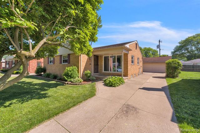 26637 Clairview Drive, Dearborn Heights, MI 48127