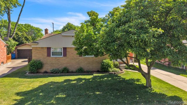 26637 Clairview Drive, Dearborn Heights, MI 48127