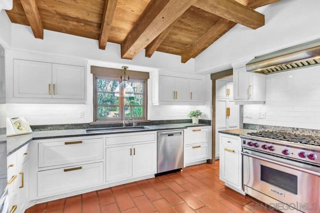 200 Palm Avenue, Coronado, CA 92118