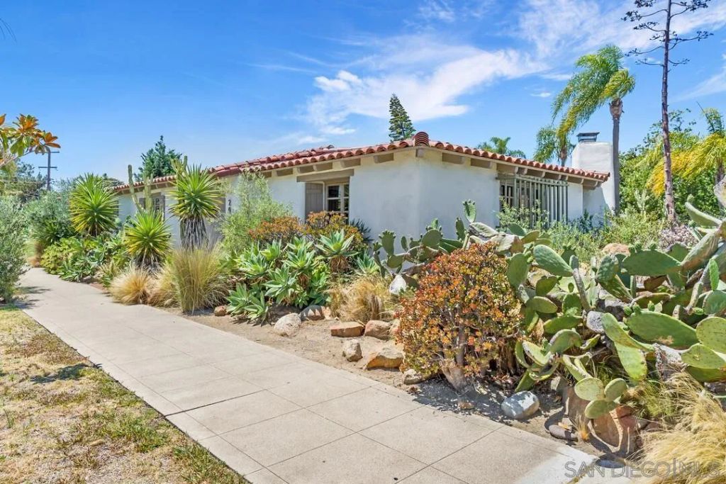 200 Palm Avenue, Coronado, CA 92118