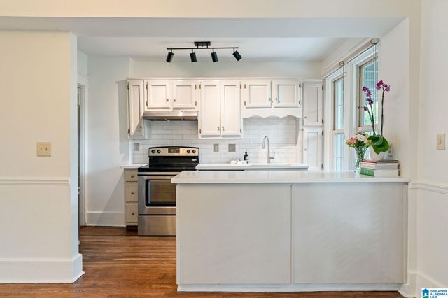 1131 30th St S Apt 4, Birmingham, AL 35205