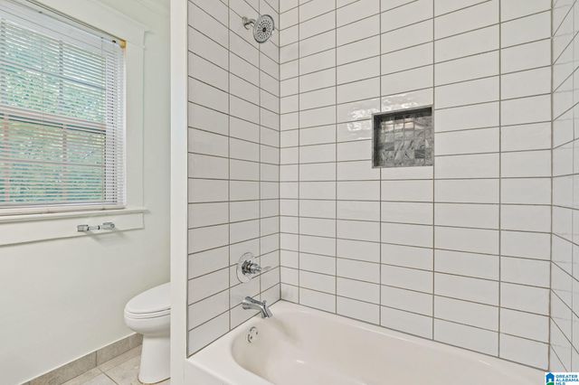 1131 30th St S Apt 4, Birmingham, AL 35205