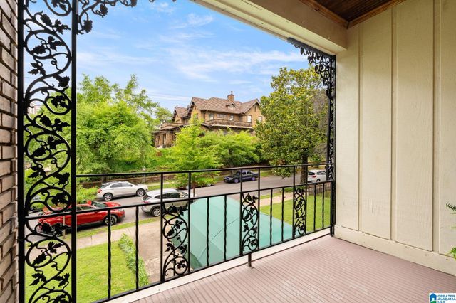 1131 30th St S Apt 4, Birmingham, AL 35205