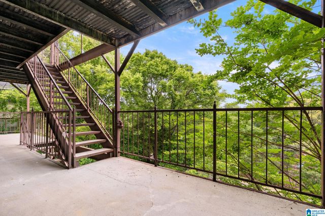 1131 30th St S Apt 4, Birmingham, AL 35205