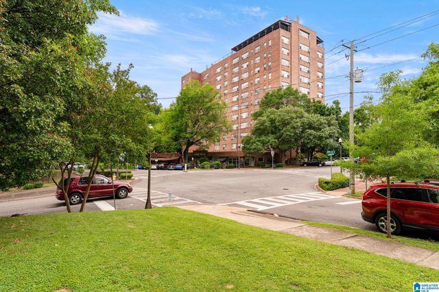 1131 30th St S Apt 4, Birmingham, AL 35205