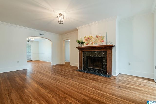 1131 30th St S Apt 4, Birmingham, AL 35205