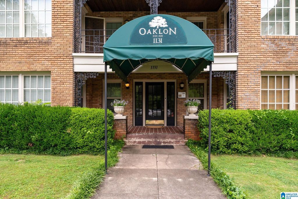 1131 30th St S Apt 4, Birmingham, AL 35205