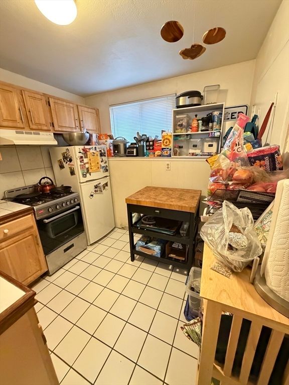 108 Perkins St., 4, Boston, MA 02130